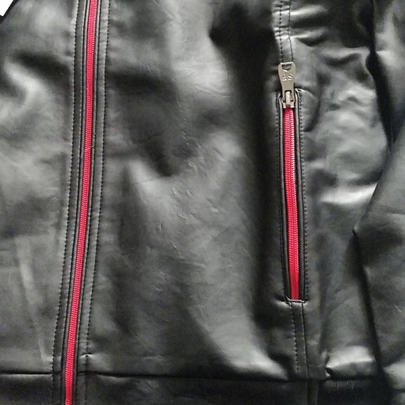 Black leather jacket - Picture 3 of 6